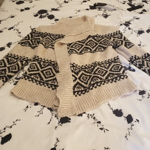 Sweater with tribal print